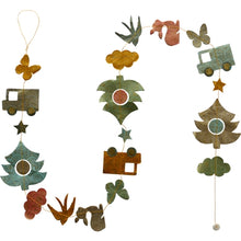 Load image into Gallery viewer, Paper Garlands
